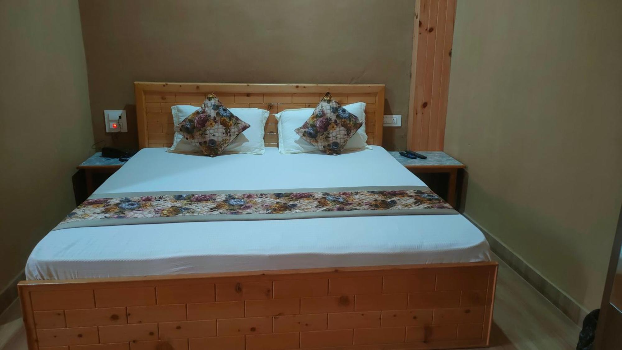 Hotel Cozy Haven Mandi Dış mekan fotoğraf